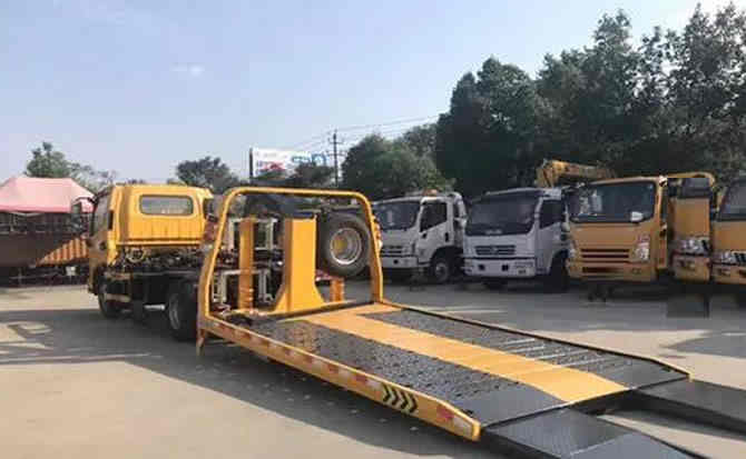 资中汽车中途维修案例