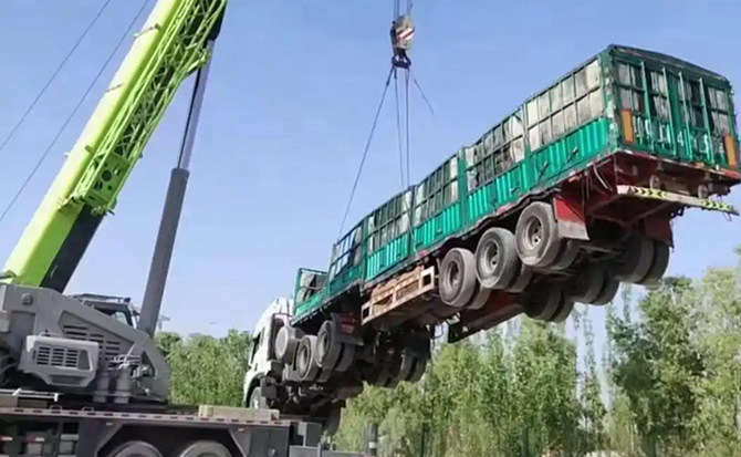 资中道路脱困救援案例